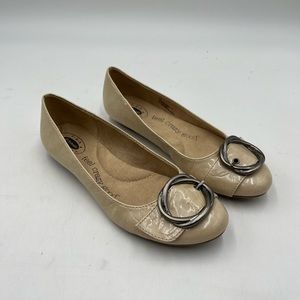 Dr Scholl’s Cream Flats Size 7